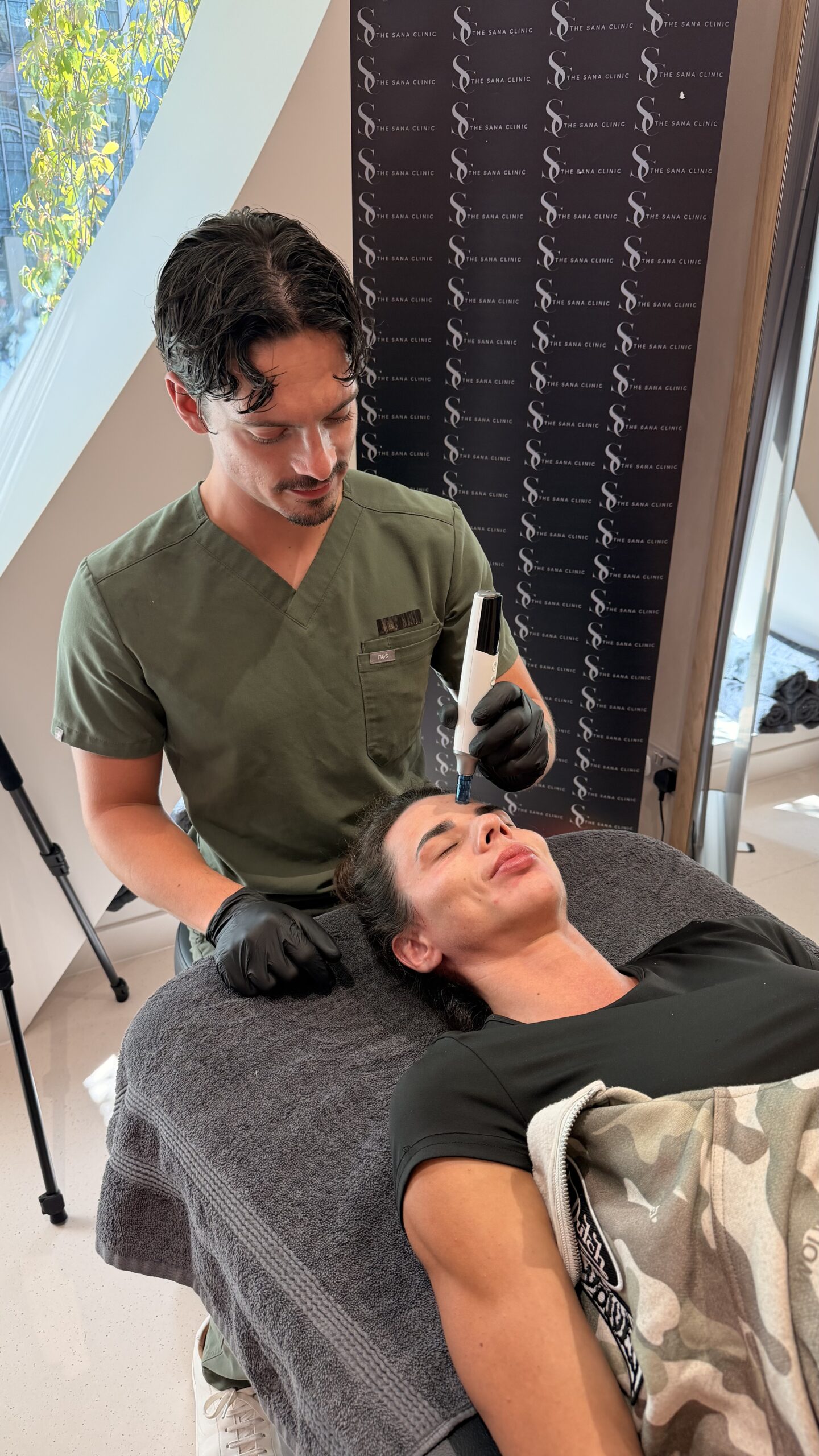 Alex Bateman - The Sana Clinic - Canary Wharf
